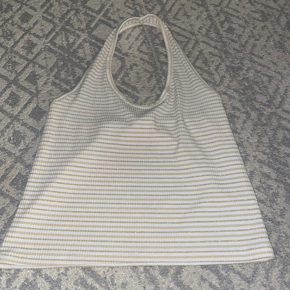HALTER TOP LARGE NEVER WORN.